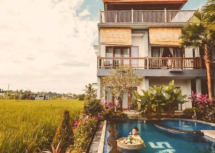 Silas Hotel 3*